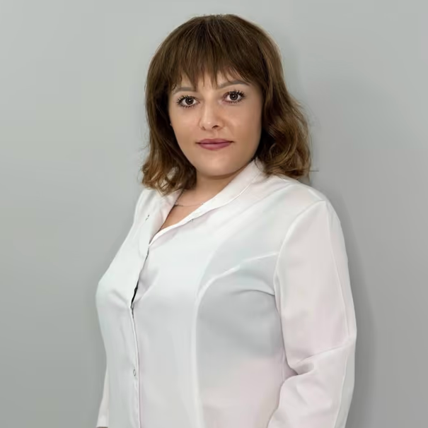 Ludmila Barbarasa<br><span style="font-weight: 400;">Asistent Medical</span>